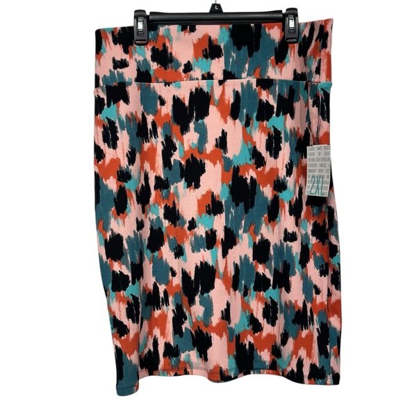 LuLaRoe Dresses & Skirts - LuLaRoe Cassie pencil skirt size 2X
